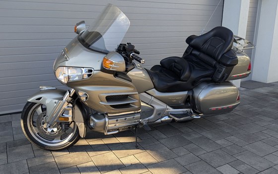 Gebrauchtmotorrad Honda GL 1800 Goldwing - Bild 1