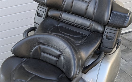 Gebrauchtmotorrad Honda GL 1800 Goldwing - Bild 10