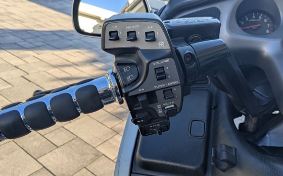 Gebrauchtmotorrad Honda GL 1800 Goldwing - Bild 5