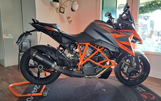 Gebrauchtmotorrad KTM 1290 Super Duke GT - Bild 1