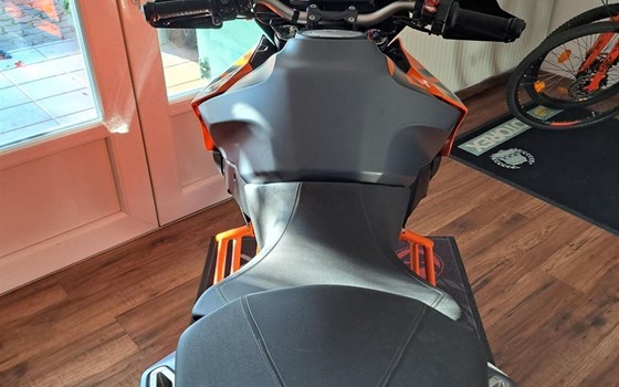 Gebrauchtmotorrad KTM 1290 Super Duke GT - Bild 2