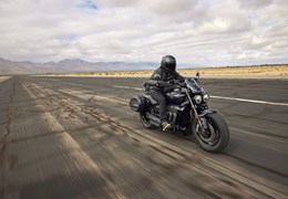 Neumotorrad Triumph Rocket 3 Storm GT