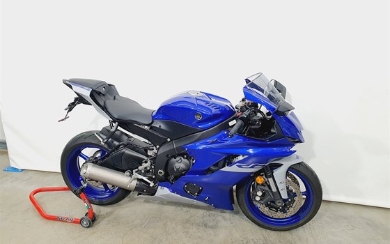 Gebrauchtmotorrad Yamaha YZF-R6 - Bild 2