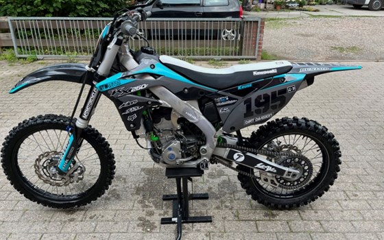 Gebrauchtmotorrad Kawasaki KX 250 - Bild 1