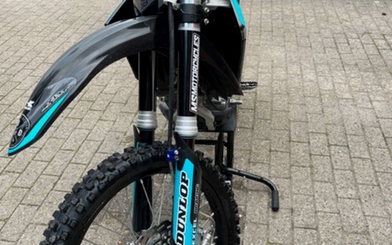 Gebrauchtmotorrad Kawasaki KX 250 - Bild 3