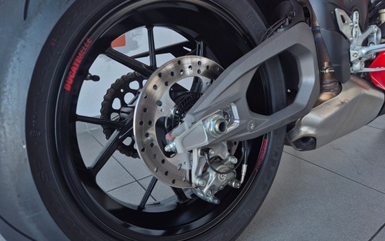 Gebrauchtmotorrad Ducati Panigale V4 - Bild 15