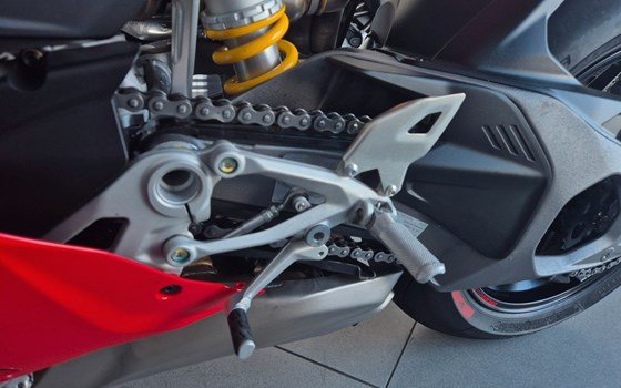 Gebrauchtmotorrad Ducati Panigale V4 - Bild 18