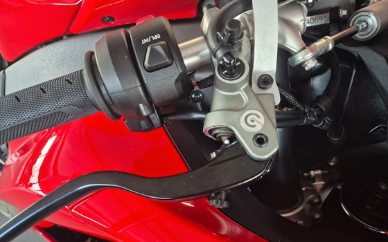 Gebrauchtmotorrad Ducati Panigale V4 - Bild 4