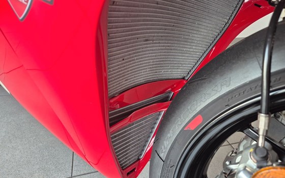 Gebrauchtmotorrad Ducati Panigale V4 - Bild 7