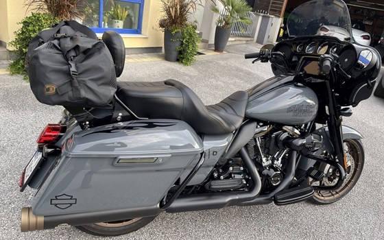 Gebrauchtmotorrad Harley-Davidson Touring Street Glide ST - Bild 3