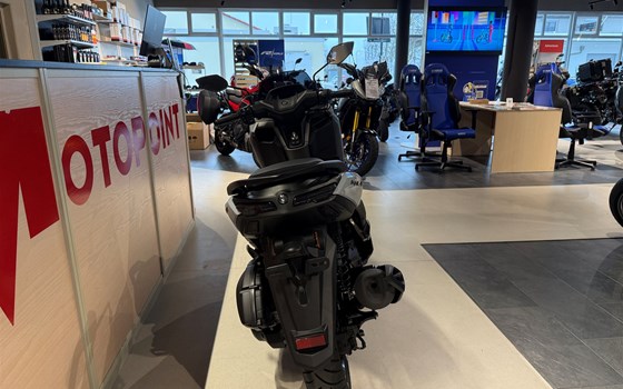 Gebrauchtmotorrad Yamaha NMAX 125 Tech MAX - Bild 10