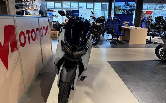 Gebrauchtmotorrad Yamaha NMAX 125 Tech MAX - Bild 7