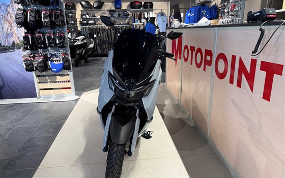 Gebrauchtmotorrad Yamaha NMAX 125 Tech MAX - Bild 8