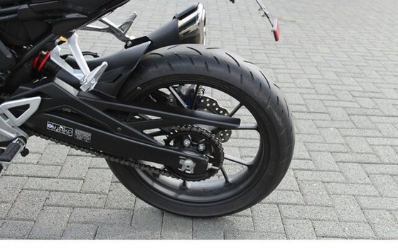 Gebrauchtmotorrad Honda CB300R - Bild 11