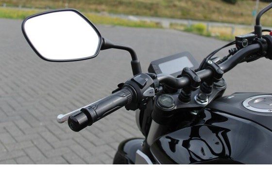 Gebrauchtmotorrad Honda CB300R - Bild 16