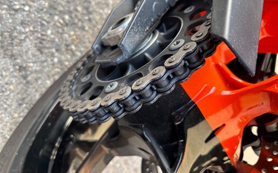 Gebrauchtmotorrad KTM 890 Duke GP - Bild 7