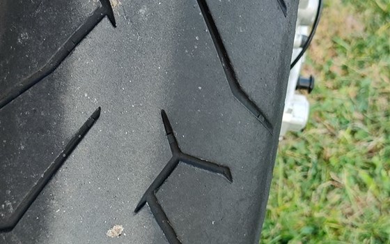 Gebrauchtmotorrad Husqvarna 701 Supermoto - Bild 5