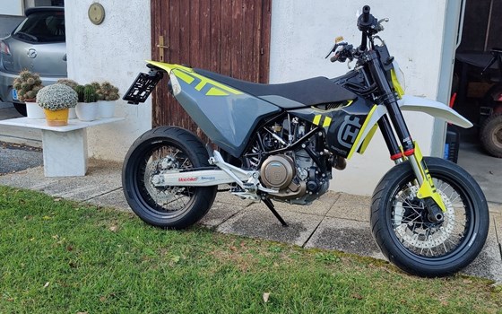 Gebrauchtmotorrad Husqvarna 701 Supermoto - Bild 9