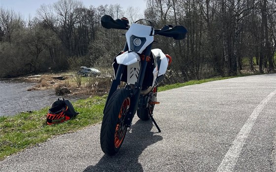 Gebrauchtmotorrad KTM 690 SMC R - Bild 19