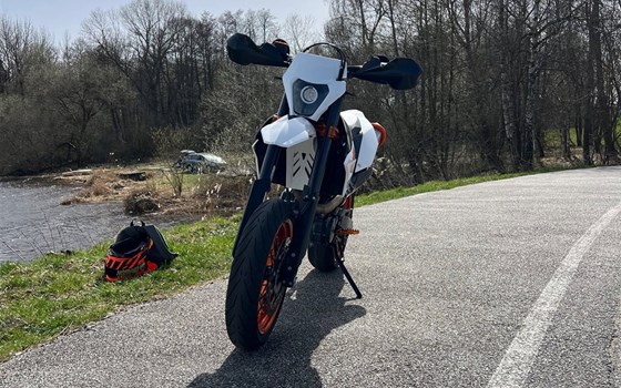 Gebrauchtmotorrad KTM 690 SMC R - Bild 19