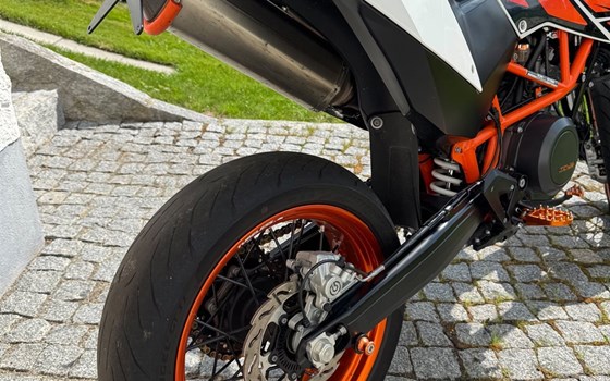 Gebrauchtmotorrad KTM 690 SMC R - Bild 5