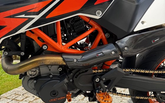 Gebrauchtmotorrad KTM 690 SMC R - Bild 6
