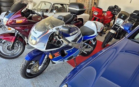 Gebrauchtmotorrad Suzuki GSX-R 750 - Bild 1