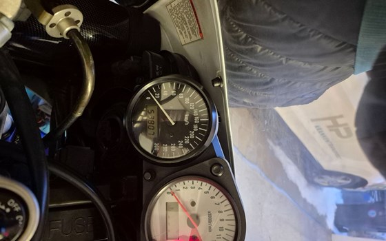 Gebrauchtmotorrad Suzuki GSX-R 750 - Bild 3