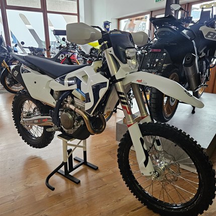 NEUFAHRZEUG Husqvarna FE 350