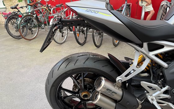 Gebrauchtmotorrad Triumph Speed Triple 1200 RS - Bild 16