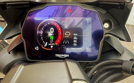 Gebrauchtmotorrad Triumph Speed Triple 1200 RS - Bild 18