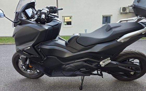 Gebrauchtmotorrad Honda Forza 750 - Bild 1