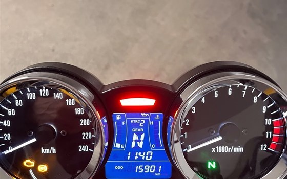 Gebrauchtmotorrad Kawasaki Z900 RS SE - Bild 2