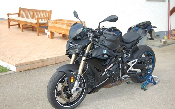 Gebrauchtmotorrad BMW S 1000 R - Bild 2