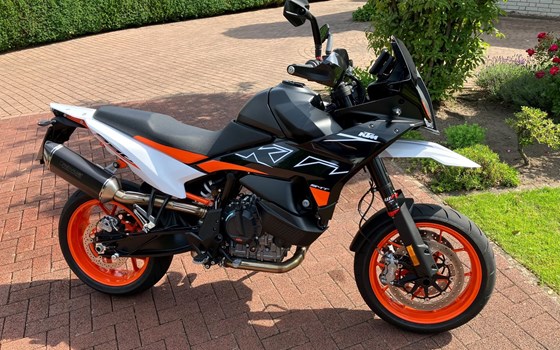 Gebrauchtmotorrad KTM 890 SMT - Bild 1