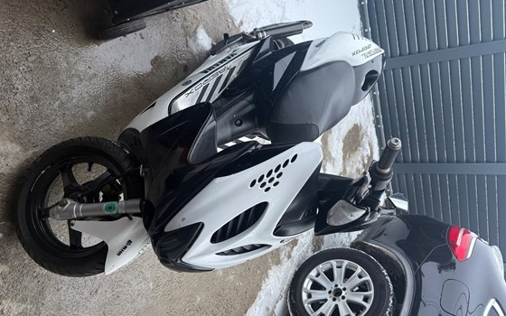 Gebrauchtmotorrad Yamaha Aerox 50 - Bild 1