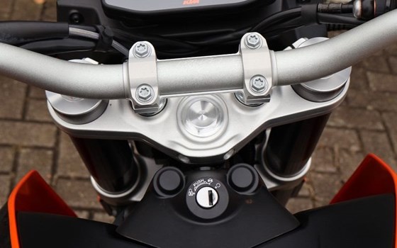 Gebrauchtmotorrad KTM 690 Duke - Bild 13