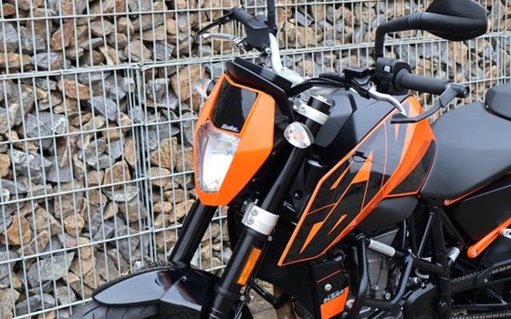 Gebrauchtmotorrad KTM 690 Duke - Bild 2