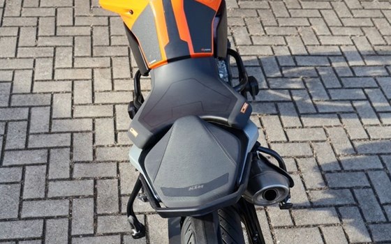 Gebrauchtmotorrad KTM 790 Duke - Bild 10