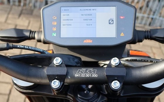 Gebrauchtmotorrad KTM 790 Duke - Bild 13
