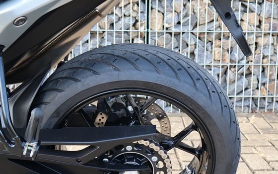 Gebrauchtmotorrad KTM 790 Duke - Bild 4