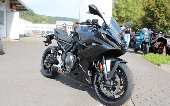 Neufahrzeug Suzuki GSX-8R - Bild 1