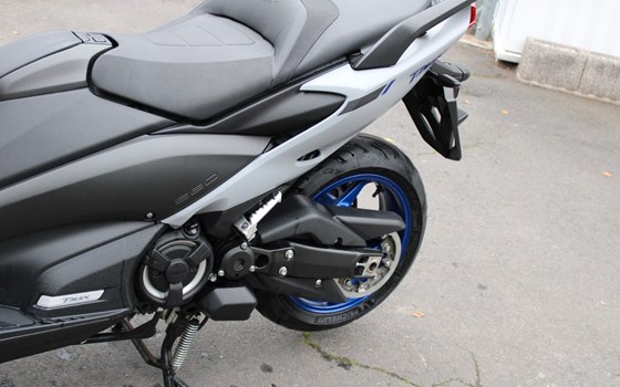 Gebrauchtmotorrad Yamaha TMAX 560 - Bild 12