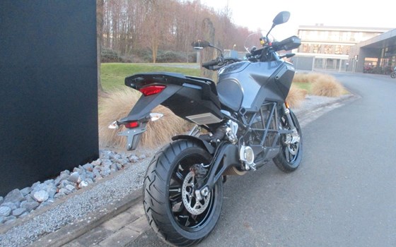 Neufahrzeug Zero DSR - Bild 9