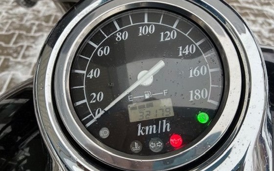 Gebrauchtmotorrad Suzuki VL 800 Volusia - Bild 7