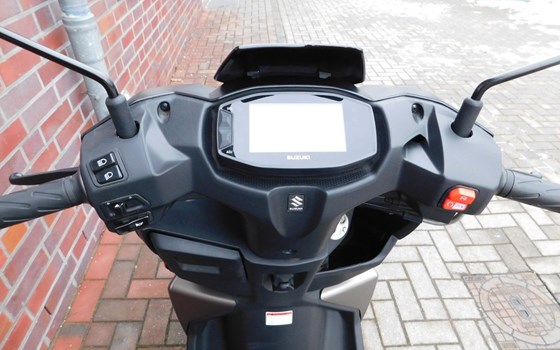 Neufahrzeug Suzuki Avenis 125 - Bild 12