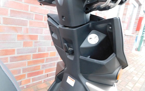 Neufahrzeug Suzuki Avenis 125 - Bild 18