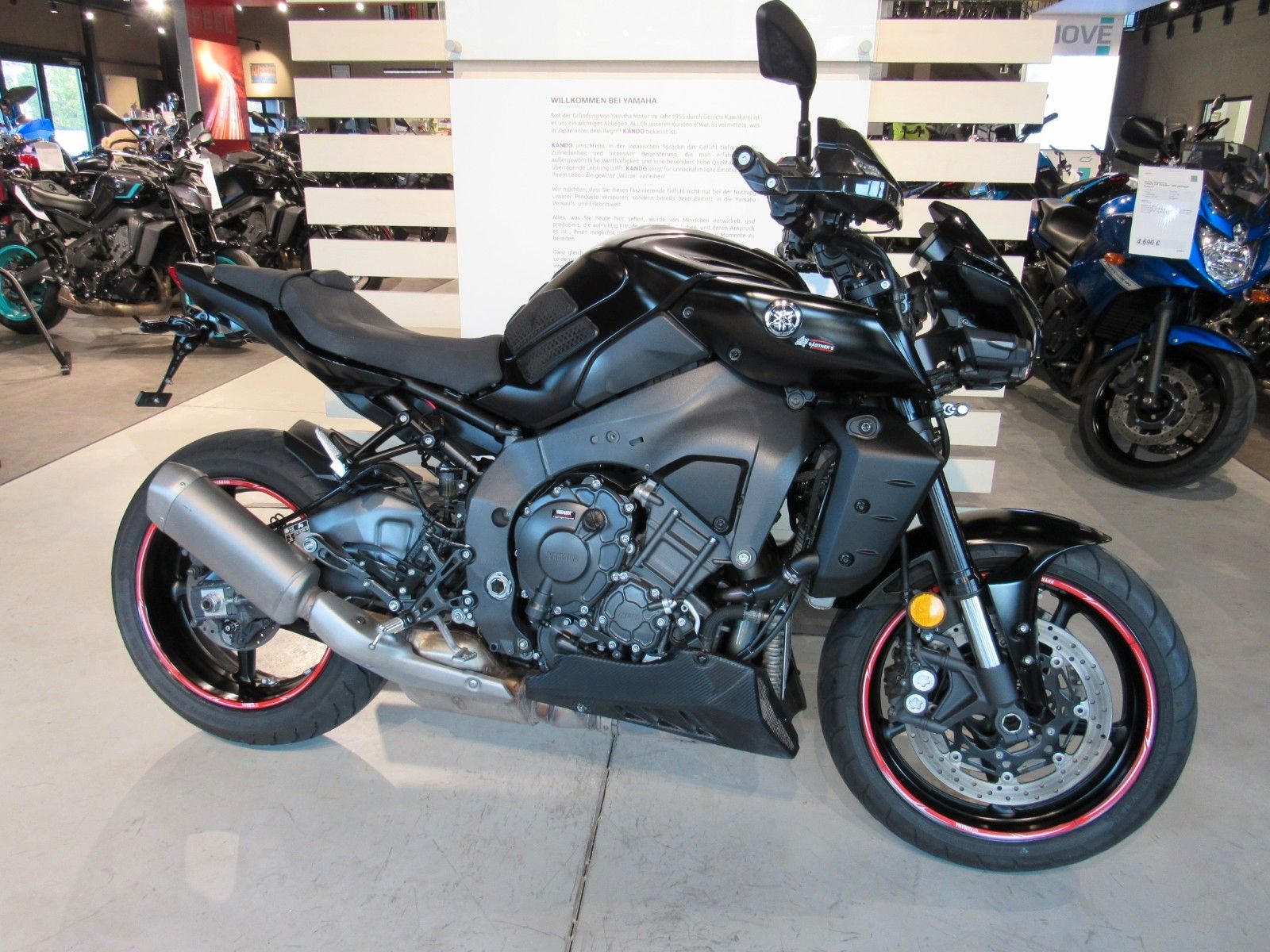 Yamaha MT-10 