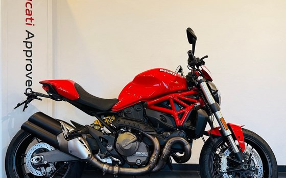 Gebrauchtmotorrad Ducati Monster 821 Stripe - Bild 3