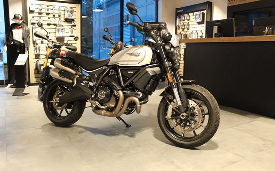 Gebrauchtmotorrad Ducati Scrambler 1100 PRO - Bild 6